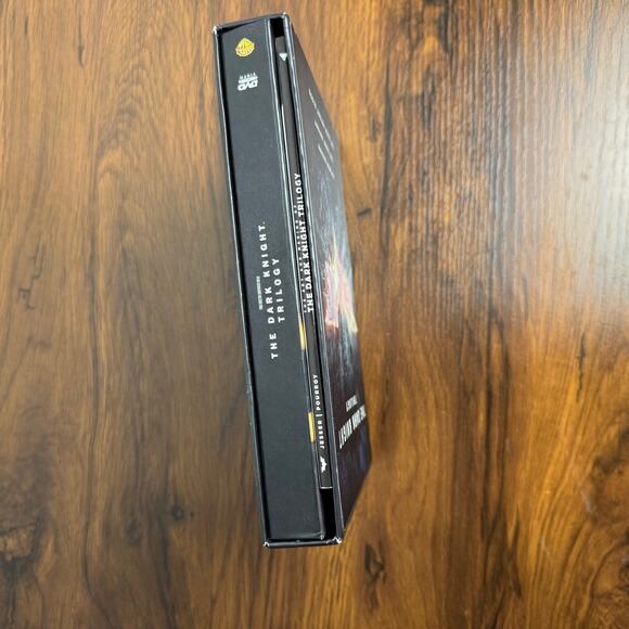 The Dark Knight Trilogy DVD 2012 3 Disc Set Limited Edition Gift Set - Picture 6 of 6